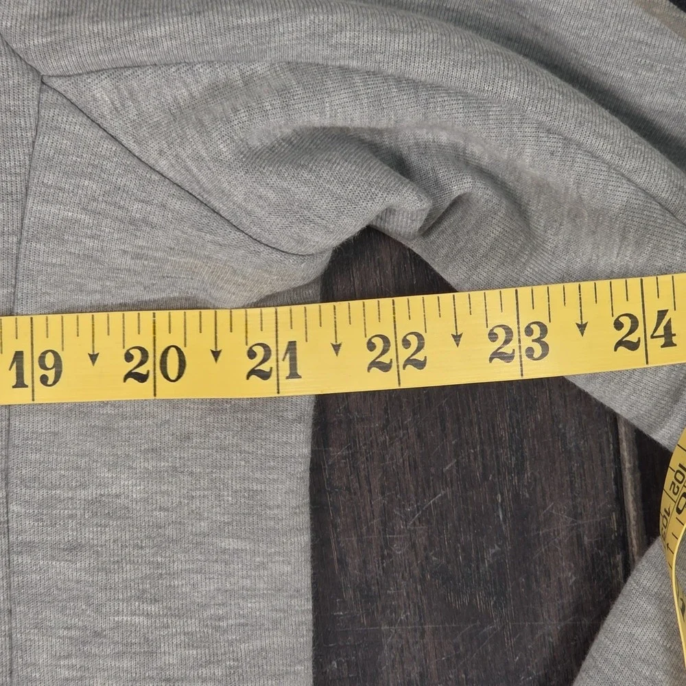 Nike Sportswear Tech Fleece Crewneck Sweatshirt Mens M Heather Gray Activewear